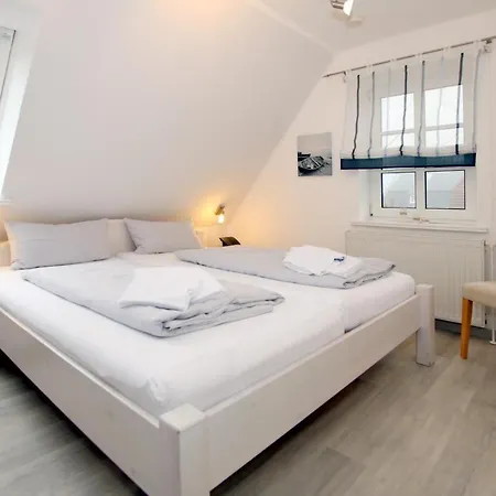 Waldstrasse 6c, Haus Halligflieder Holiday home *