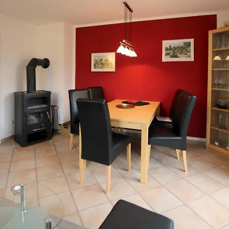 Waldstrasse 6c, Haus Halligflieder Holiday home Wyk auf Foehr